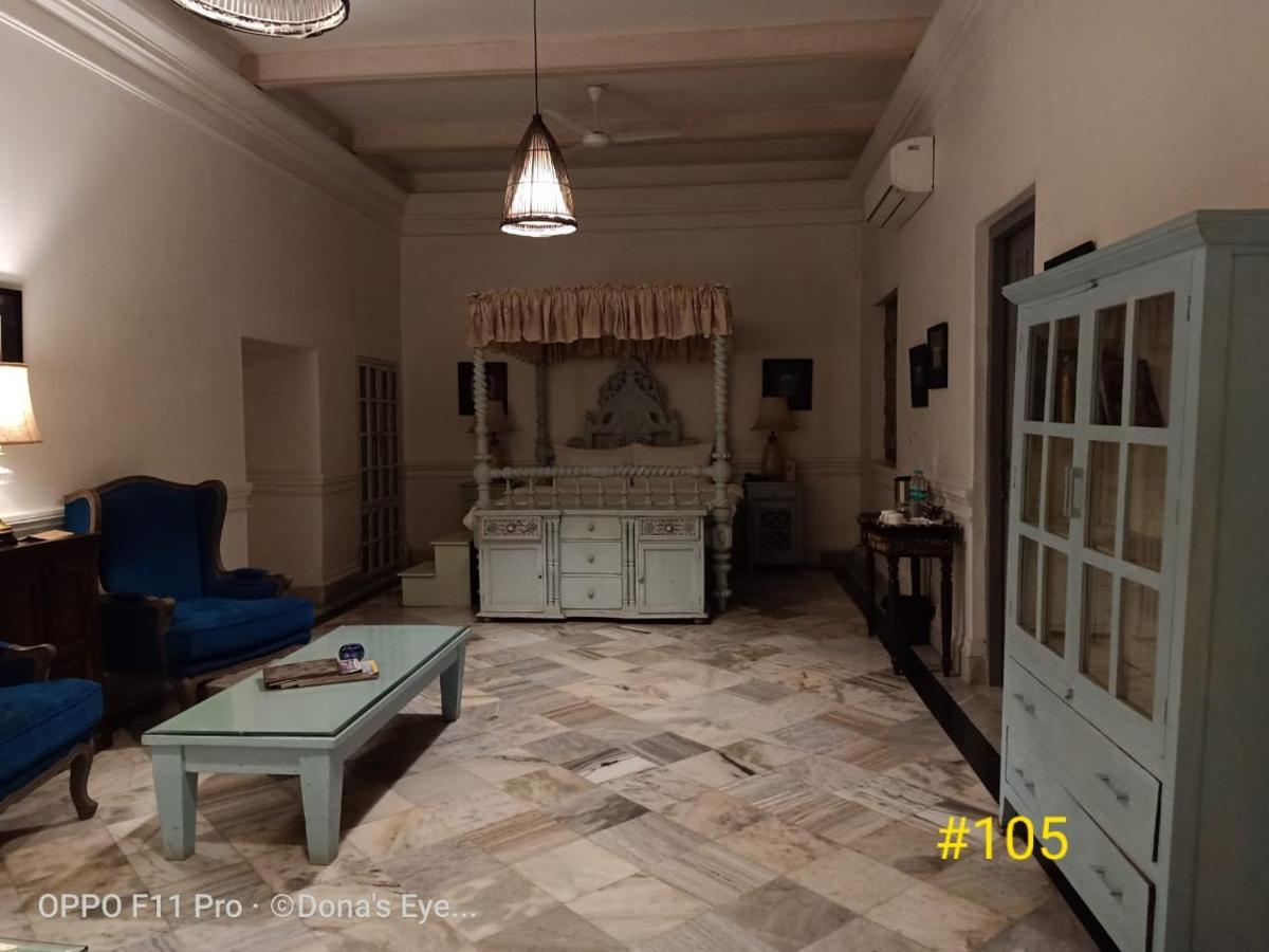 Hotel The Rajbari Bawali à Calcutta Extérieur photo