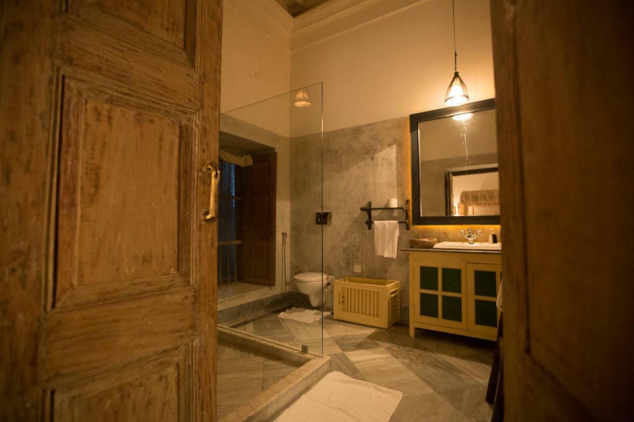 Hotel The Rajbari Bawali à Calcutta Extérieur photo